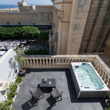 U Collection - A Luxury Collection Suites, La Valletta Esterno foto